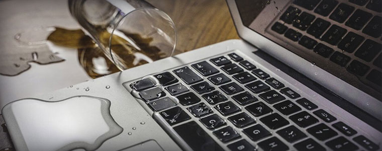 Væske over tastatur