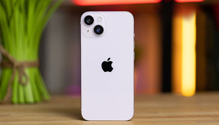 iPhone 14